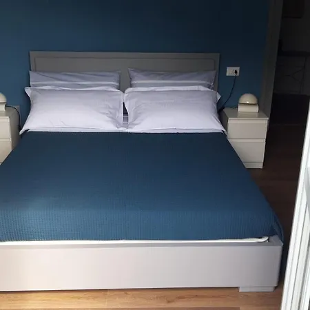 Casa Aurelia, Nyaraló *